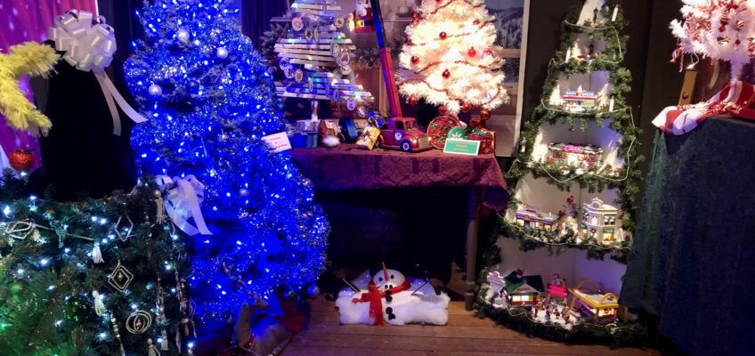 Last weekend for the GBHS Christmas display. Don’t miss it!